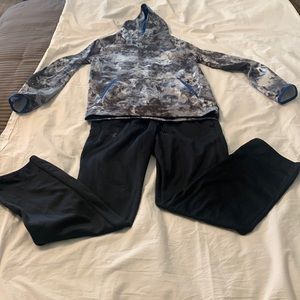 Kids pullover & pants